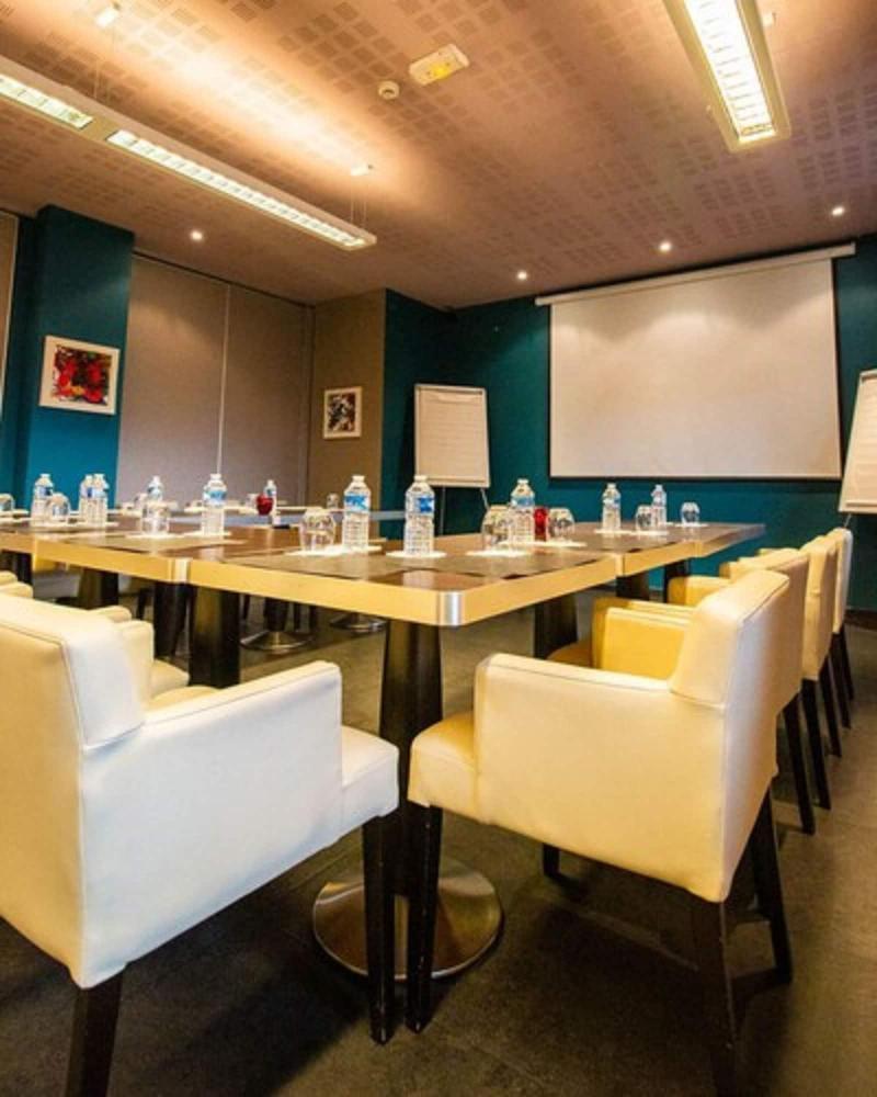 Le Safari Hotel Restaurant Carpentras Eksteriør billede