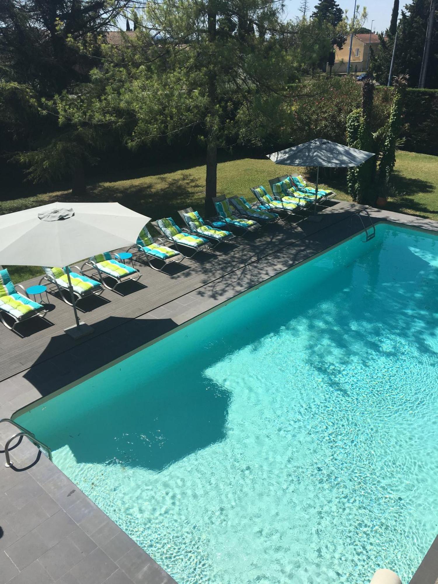 Le Safari Hotel Restaurant Carpentras Eksteriør billede